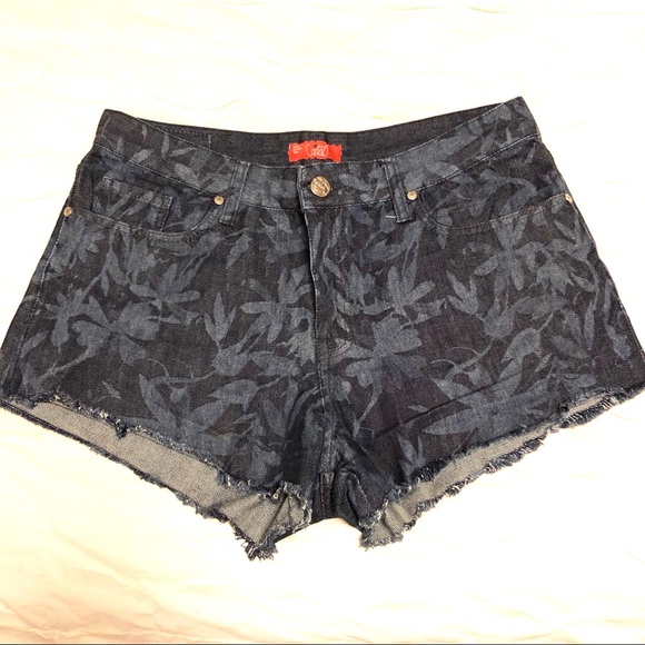 Cantão jeans shorts size 10